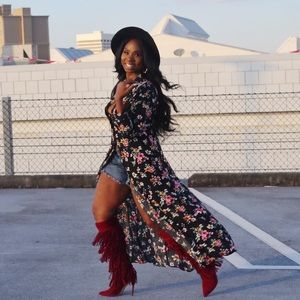 Button Up Floral Maxi Dress with pockets.